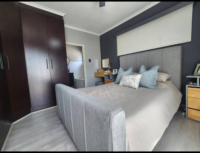 2 BEDROOM TOWNHOUSE FOR SALE IN MEYERSDAL